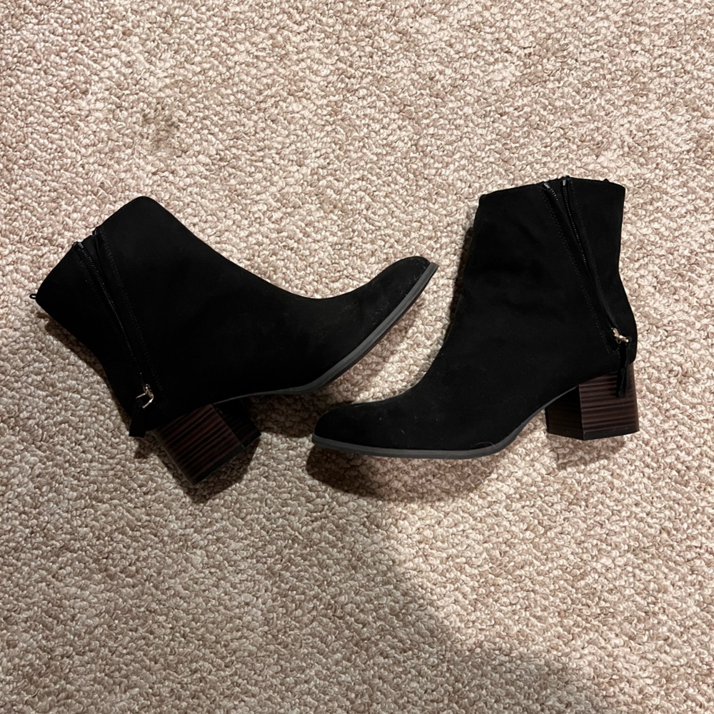 Black OldNavy Boots